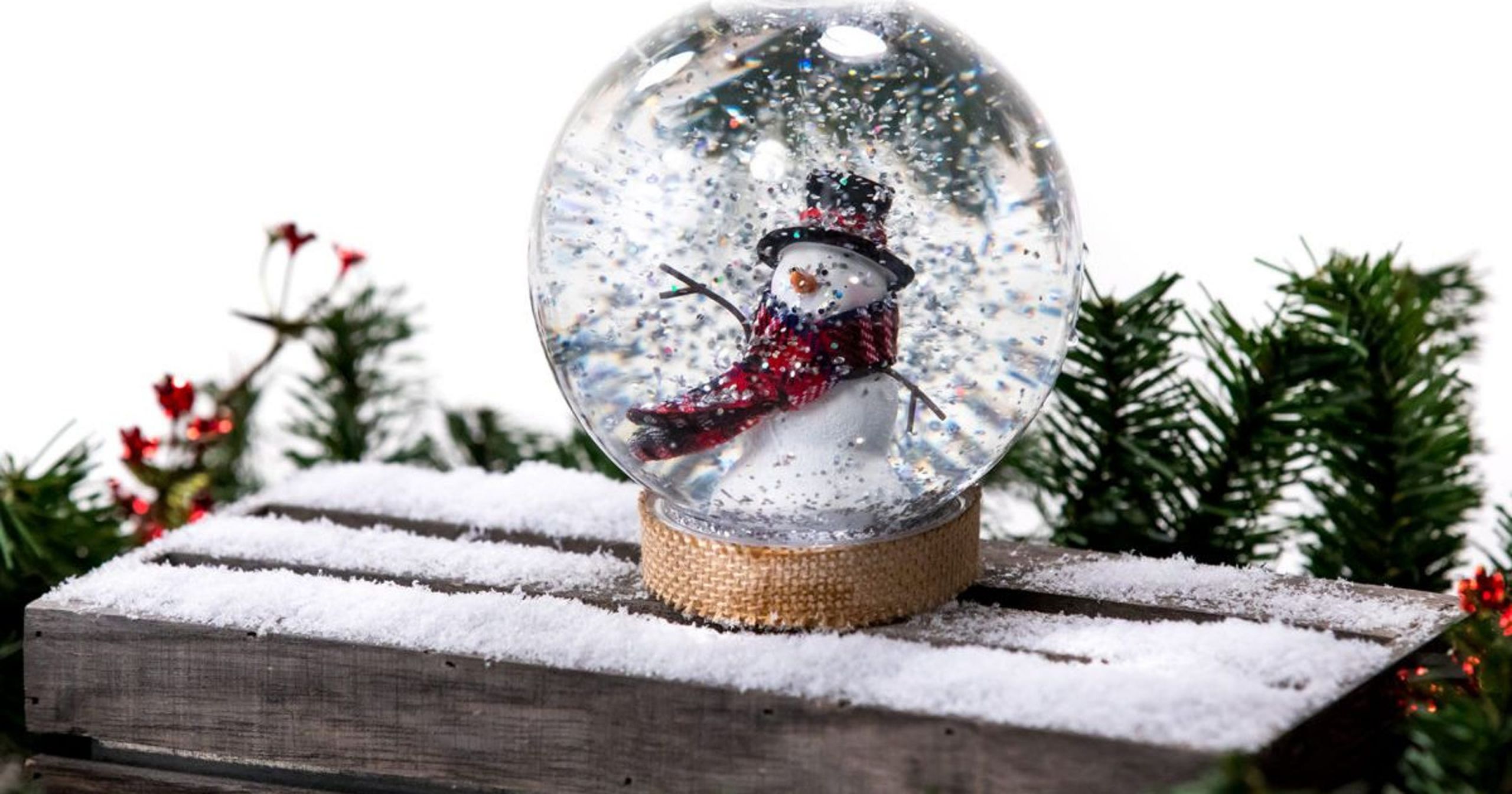 DIY Christmas Snow Globe
 Christmas DIY crafts Handmade snow globes