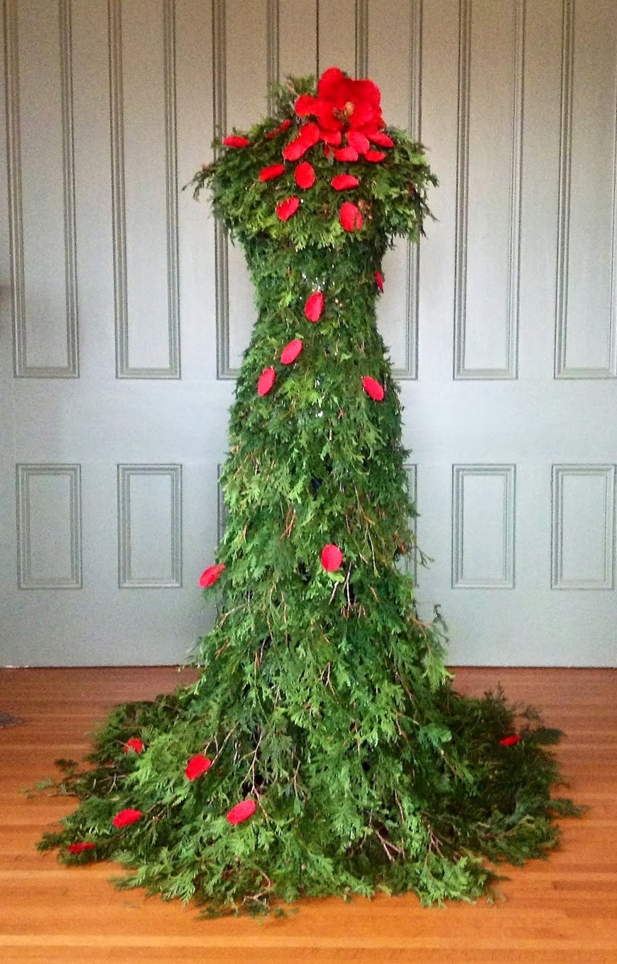 DIY Christmas Tree Dress Form
 The Dusty Victorian The Countess Cedar Gown and Top Hat