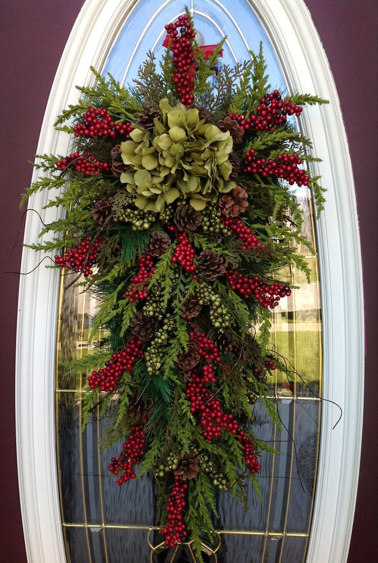 DIY Christmas Wreaths For Front Door
 40 Christmas Wreaths Decoration Ideas The Xerxes