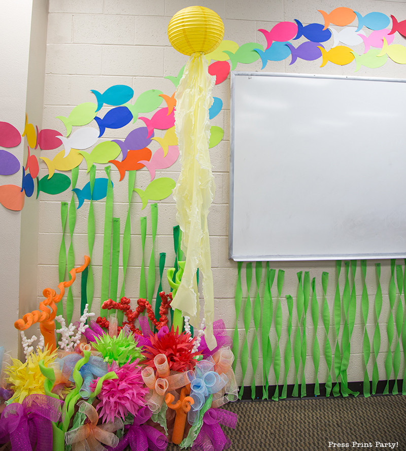 DIY Classroom Decorations
 How to Make a Coral Reef Decoration by Press Print Party