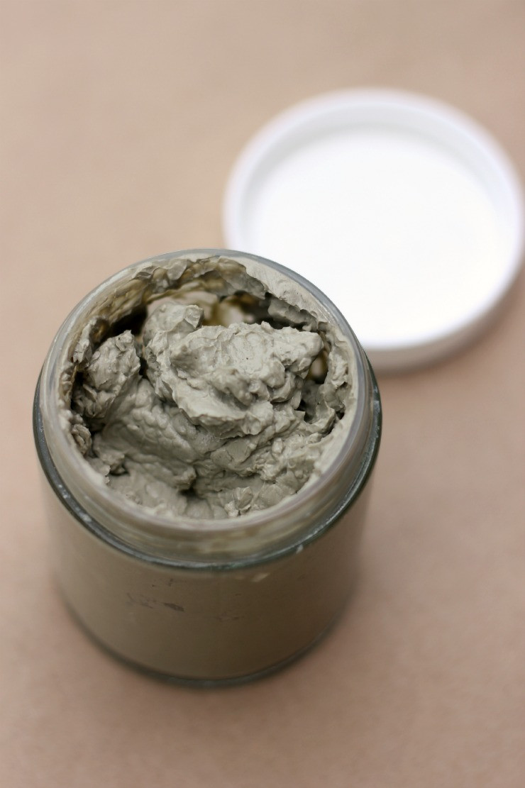 DIY Clay Mask
 DIY Clay Mask Little Us