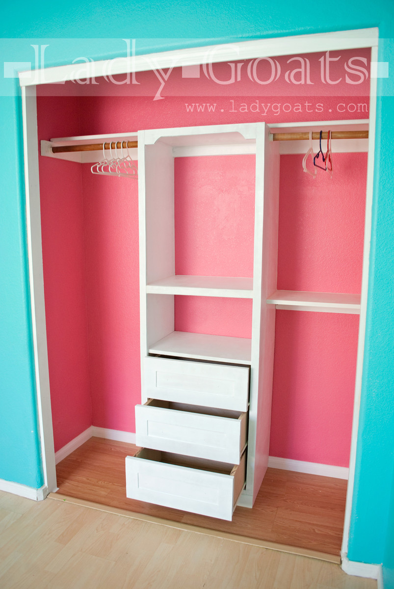 DIY Closet Plans
 Ana White