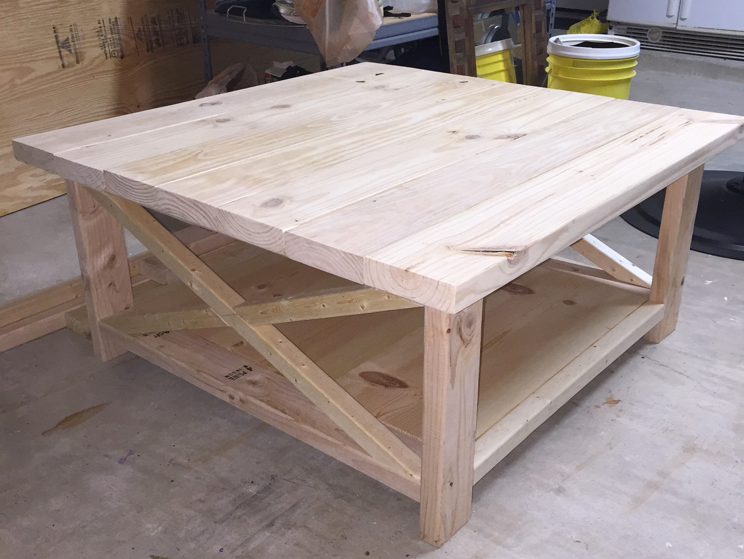 DIY Coffee Tables Plans
 DIY Rustic Coffee Table – Munson Mischief