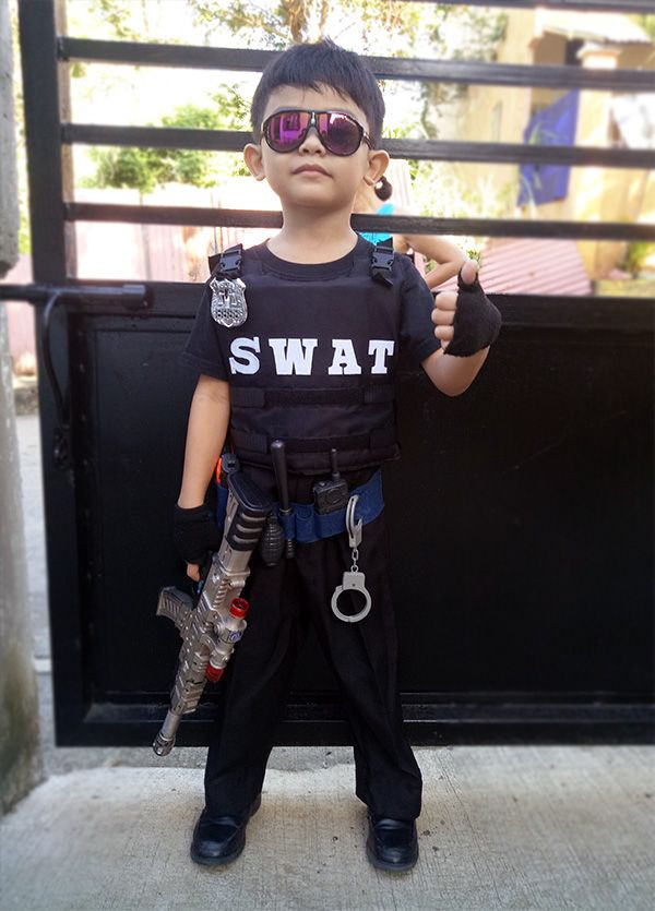 DIY Cop Costume
 DIY Kids Police Costume