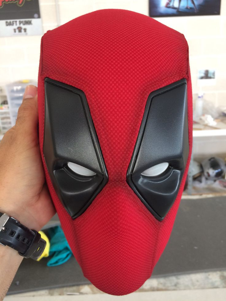 DIY Deadpool Mask
 Deadpool mask Merc v2 texture movie – Ilustrastudios