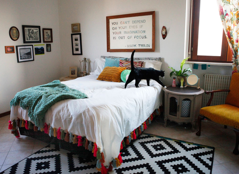 DIY Decorations For Bedroom
 DIY yarn tassel duvet blanket — Freckle & Fair