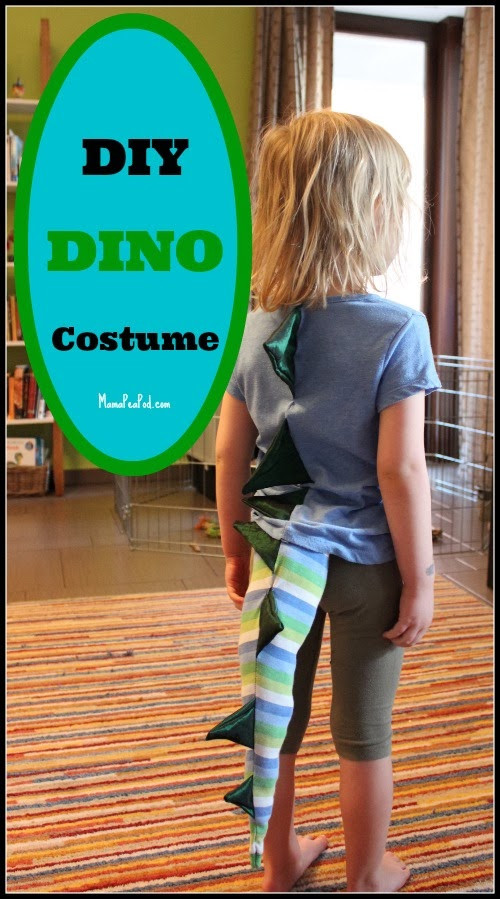 DIY Dinosaur Costume
 Mama Pea Pod DIY Dinosaur Costume
