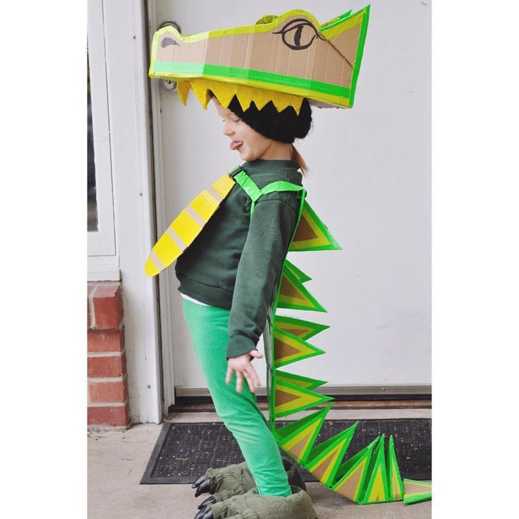 DIY Dinosaur Costume
 Homemade dinosaur costume