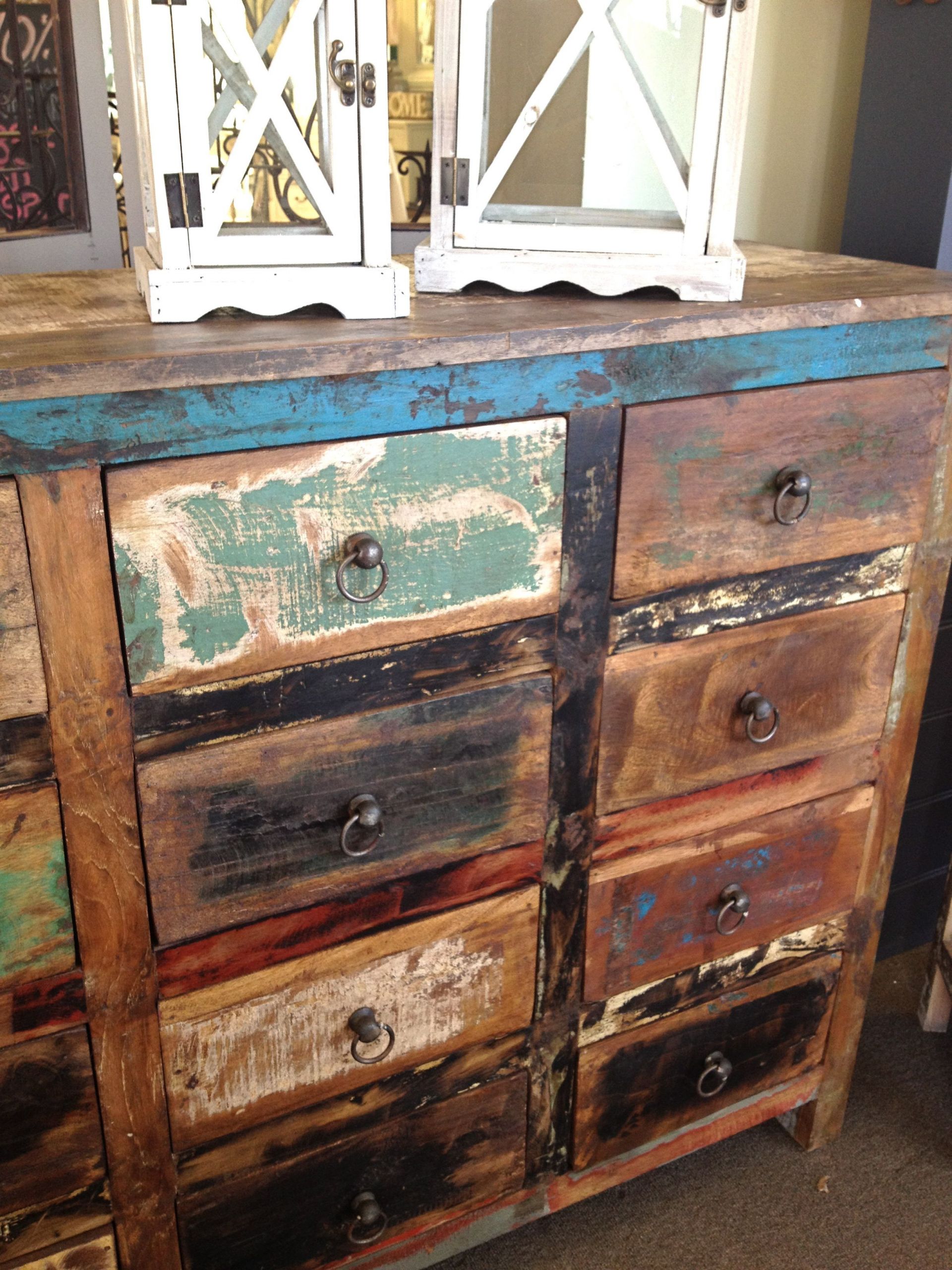 DIY Distressed Wood Furniture
 Distressed Wood Furniture Creating Lovely Rustic Charm