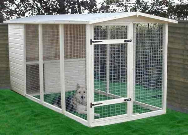 DIY Dog Kennel And Run
 homemade outdoor dog kennels could double as chicken run