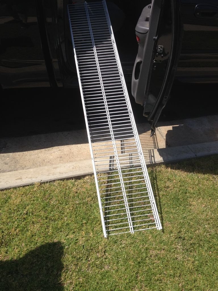 DIY Dog Ramp For Truck
 Inexpensive Doggie Ramp with