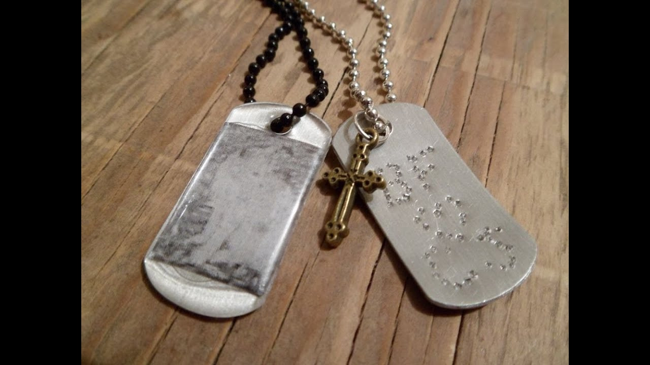 DIY Dog Tags
 Two Ways to Personalize a Dog Tag Pendant Jewelry