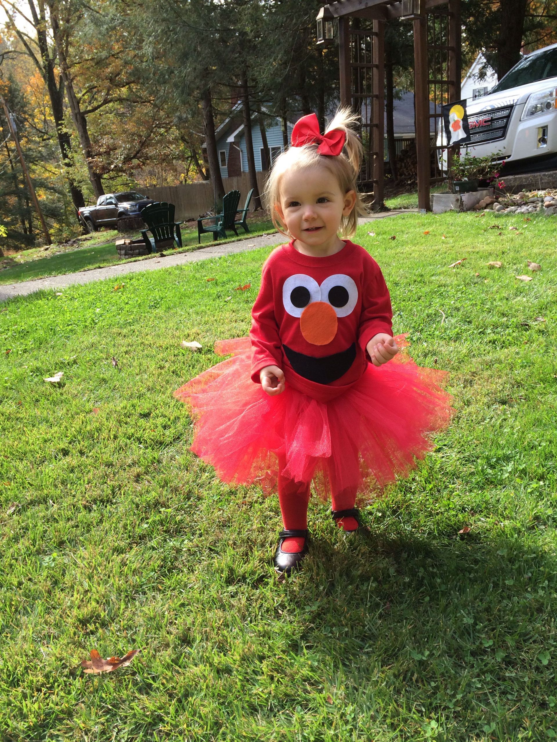 DIY Elmo Costume
 DIY Elmo Halloween costume