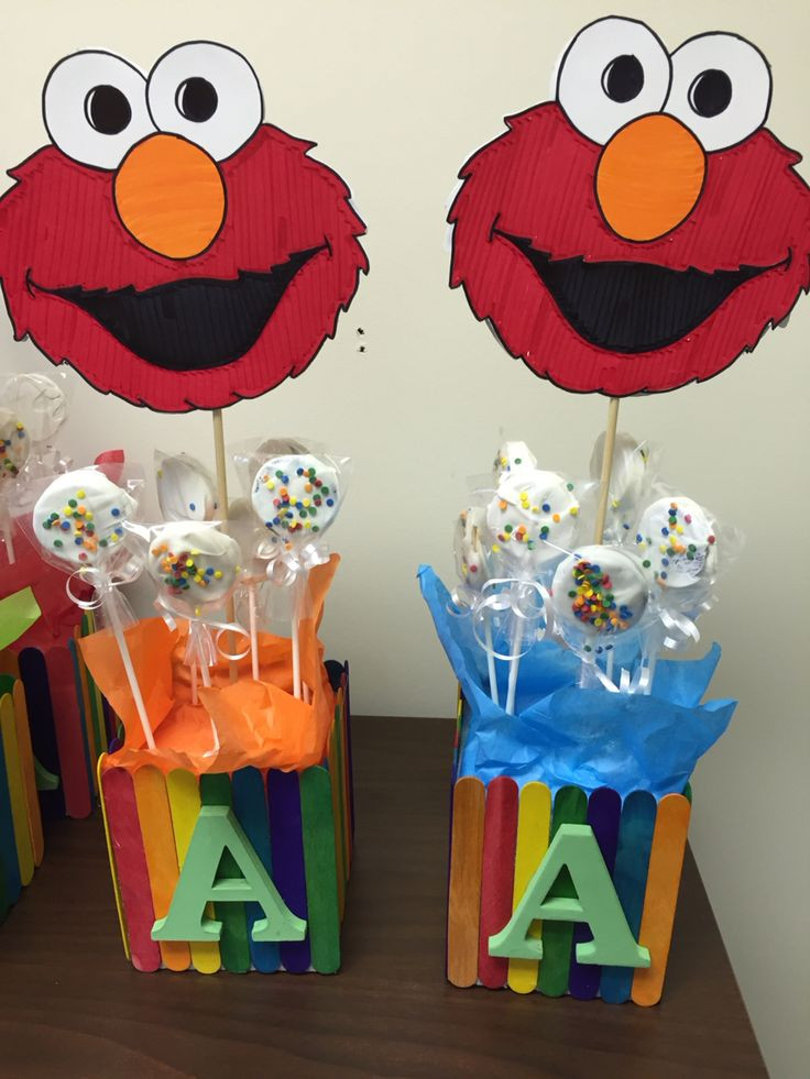 DIY Elmo Decorations
 Elmo Centerpiece …