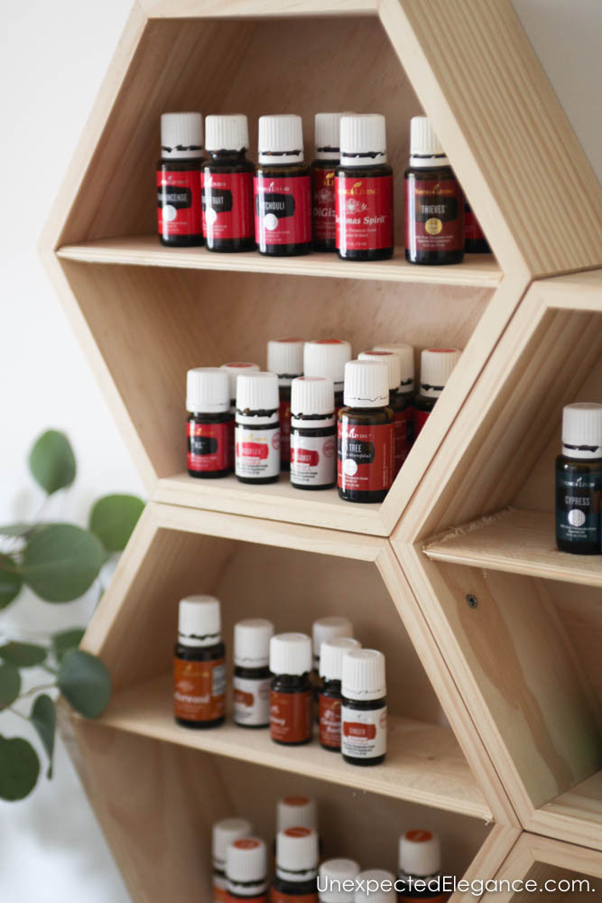 DIY Essential Oil Organizer
 Quick and EASY DIY Essential Oil Wall Storage that is Pretty