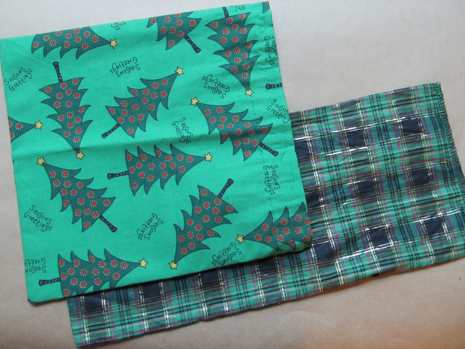 DIY Fabric Gift Bags
 DIY Reusable Fabric Gift Bags