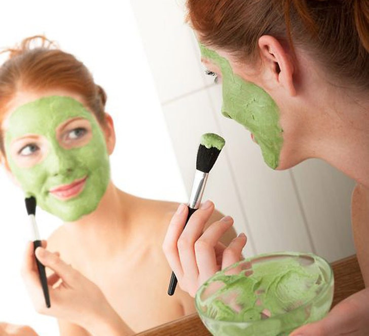 DIY Face Mask
 7 Easy DIY Face Masks