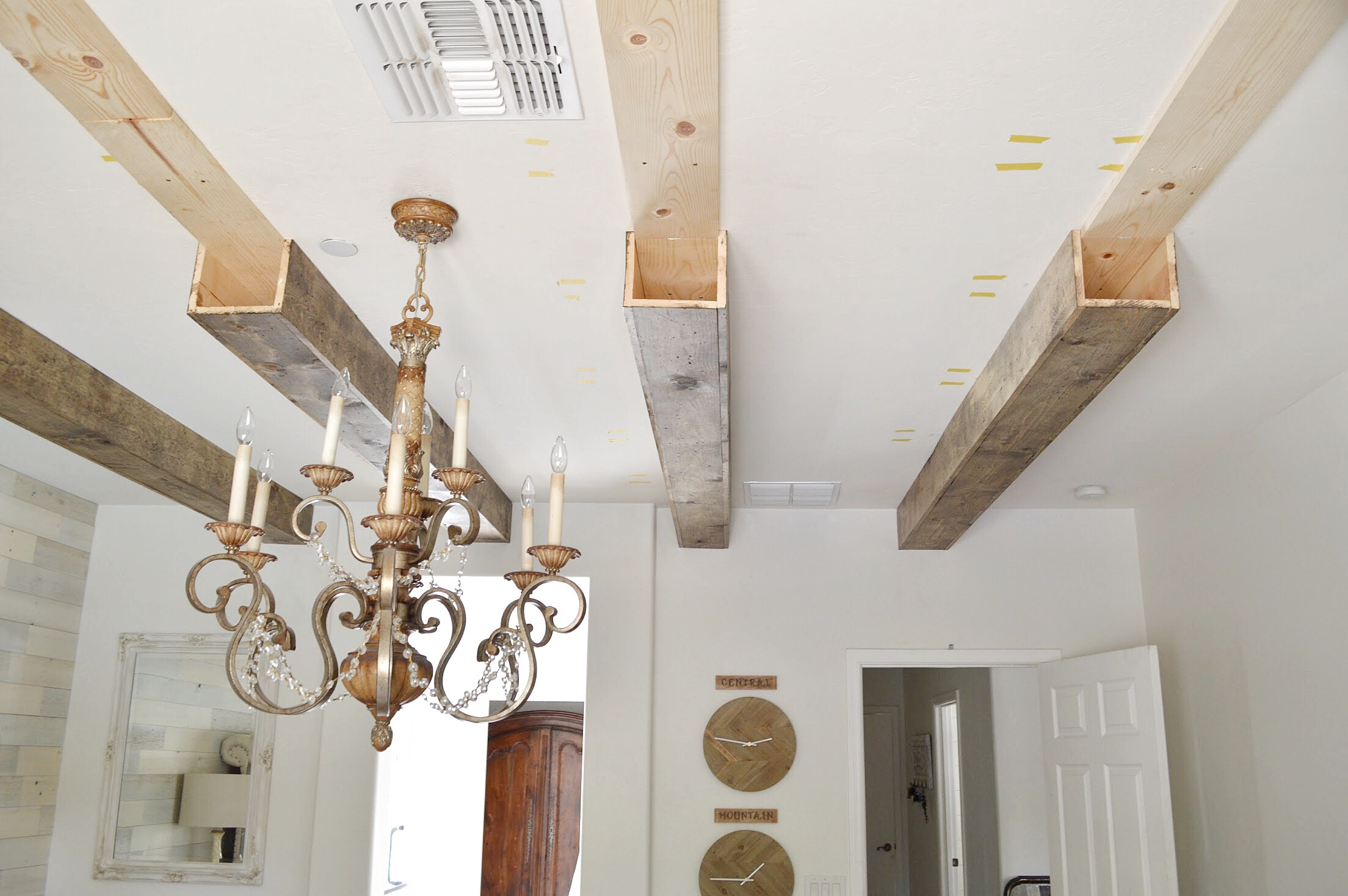 DIY Faux Wood Beams
 DIY Faux Wood Beams