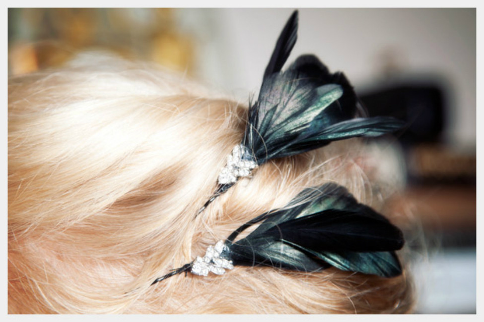 DIY Feather Hair Clips
 Amazing DIY Hair Accessories to Upgrade Your Style