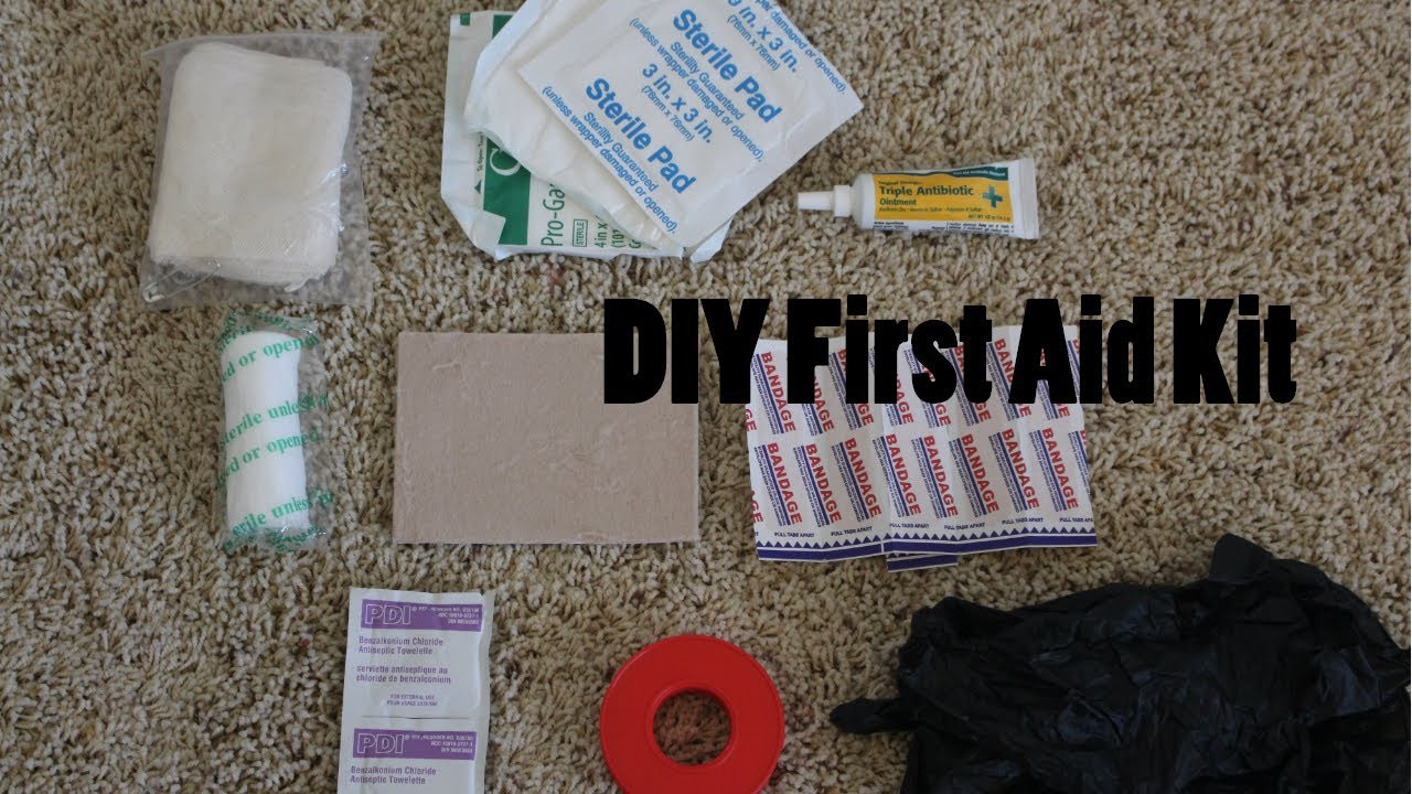 DIY First Aid Kits
 DIY First Aid Kit toddler friendly playground safety