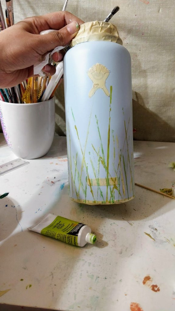 DIY Flask Decorating
 Ultimate Guide How to Paint Your Hydro Flask with 5 easy