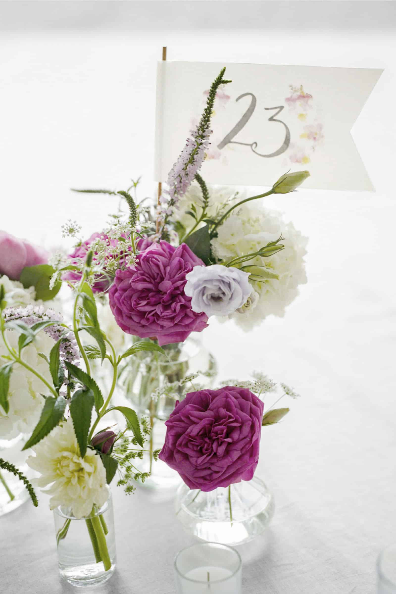 DIY Flower Arrangements Weddings
 15 Wedding Centerpieces That You Can DIY