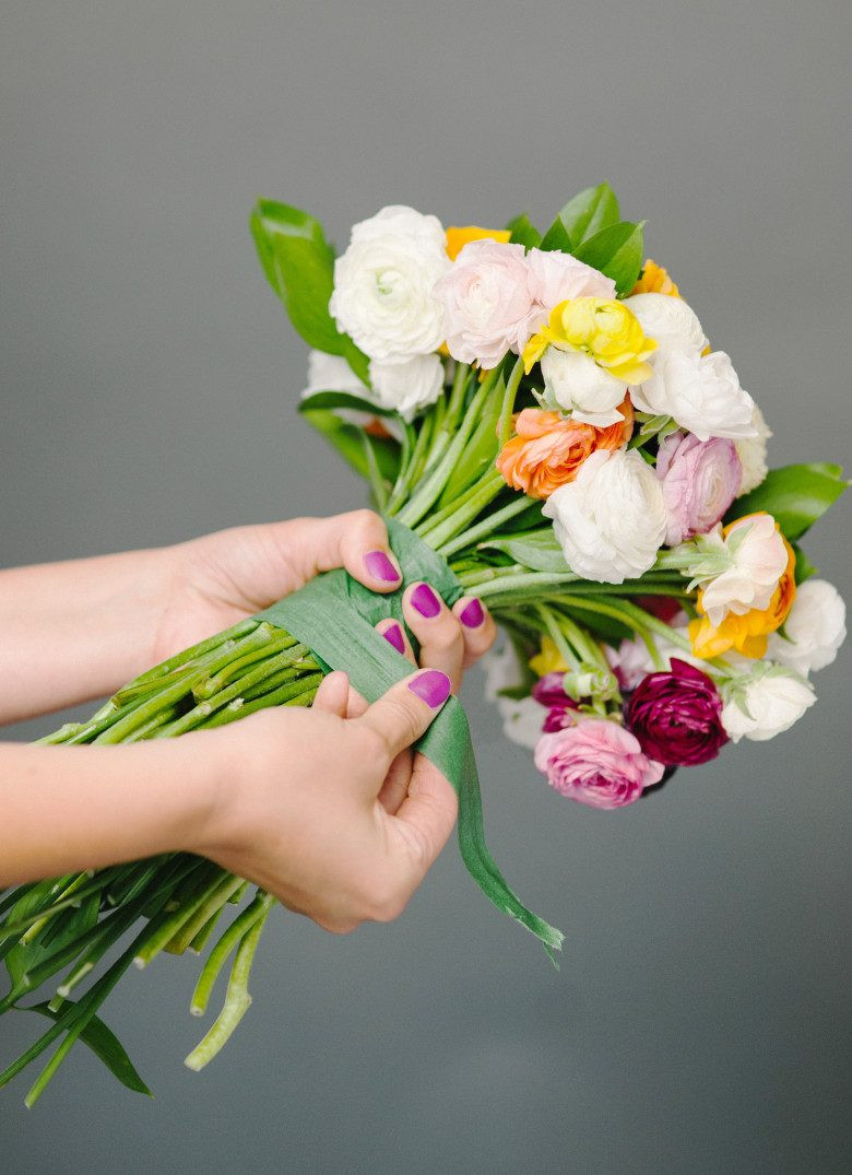 DIY Flowers Wedding
 How to Make a DIY Wedding Bouquet from Start to Finish