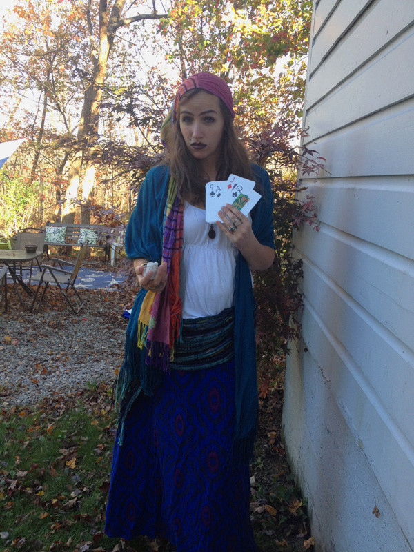 DIY Fortune Teller Costume
 Last Minute Halloween Costume Fortune Teller