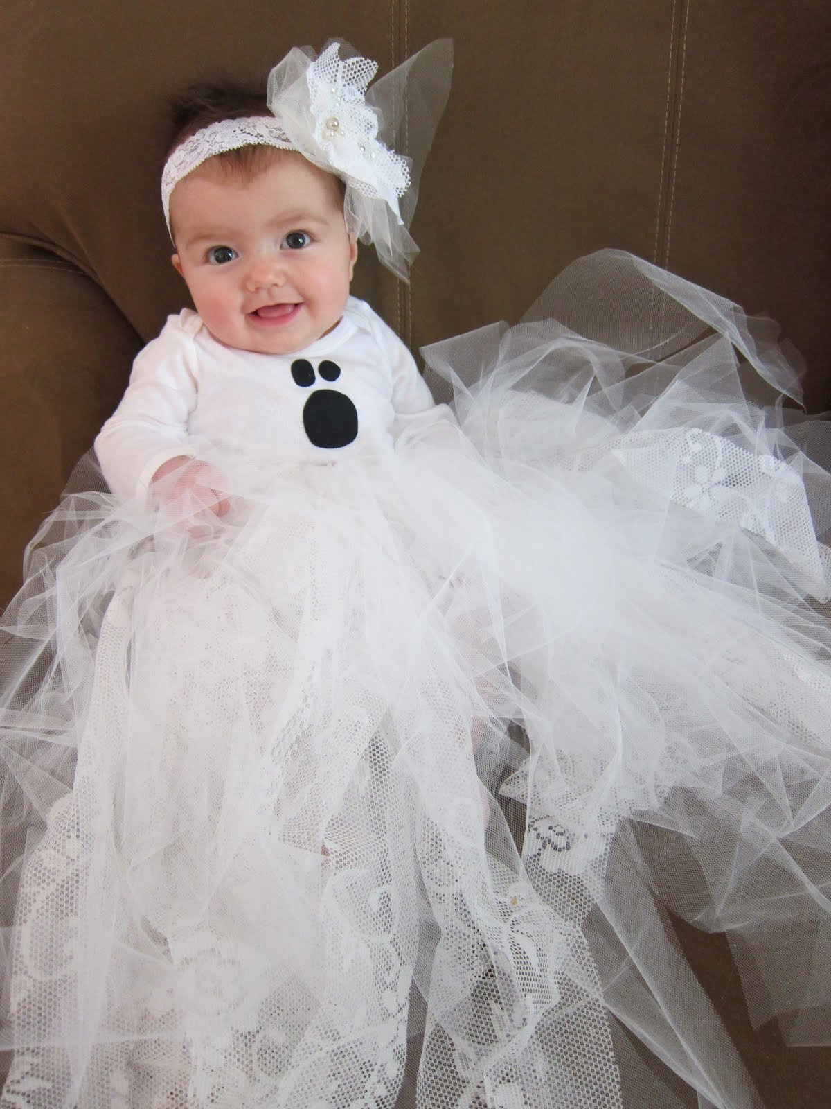 DIY Ghost Costume Kids
 do it yourself divas DIY Baby Ghost Halloween Costume