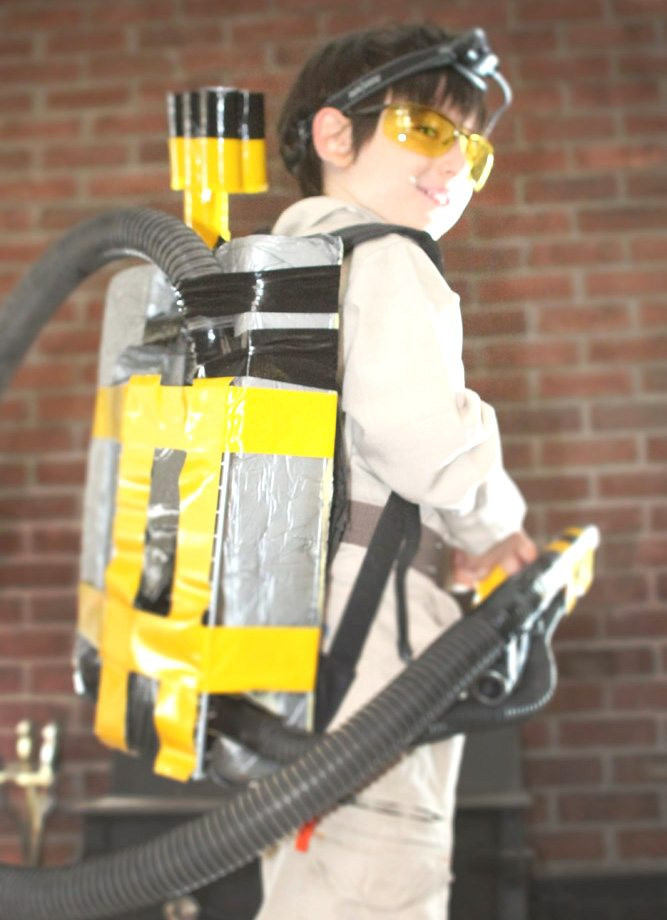 DIY Ghostbuster Costume
 Easy DIY Ghostbuster Costume