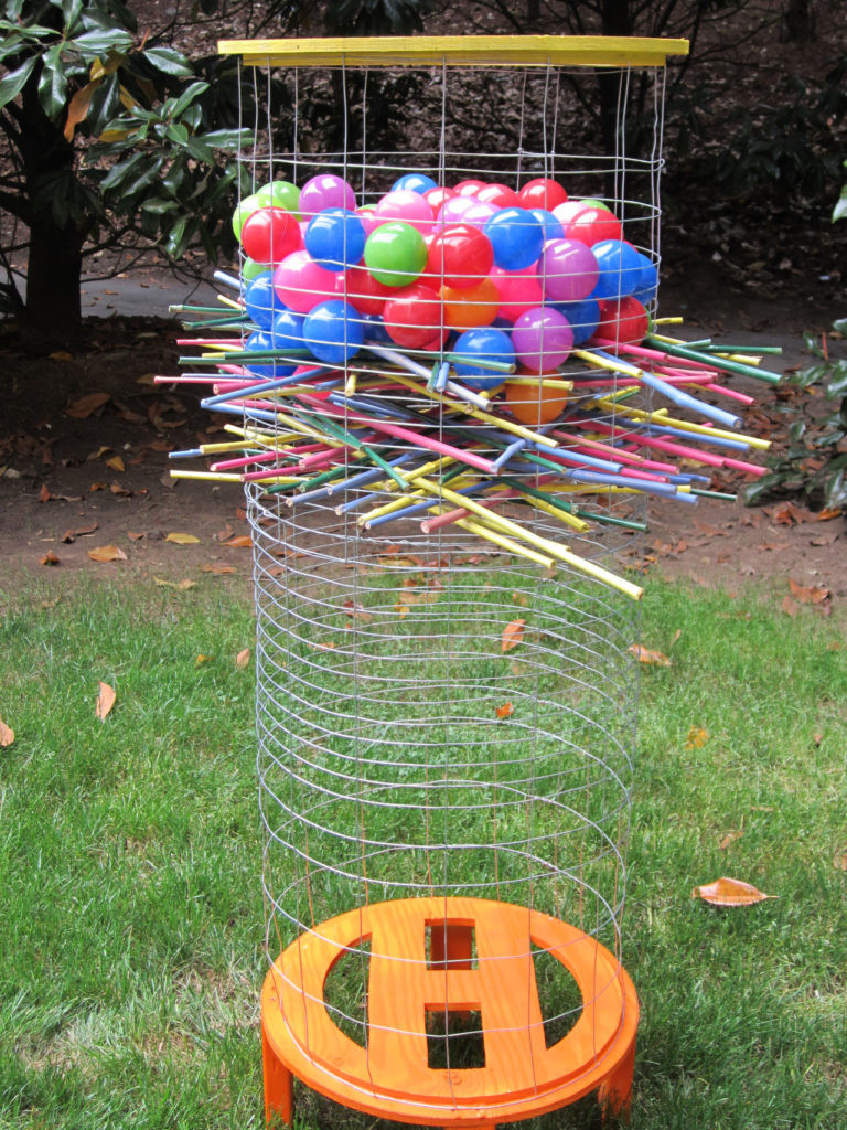 DIY Giant Outdoor Games
 These DIY Lawn Games Are Perfect for Outdoor Entertaining