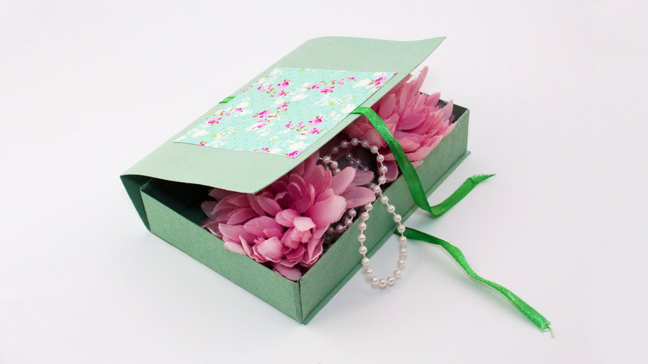 DIY Gift Boxes
 DIY Decorative Cardboard Gift Box