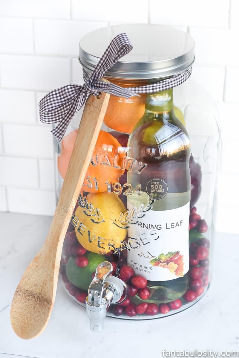 DIY Gift Ideas For Friend
 DIY Gift Idea Sangria Kit Great for Friends