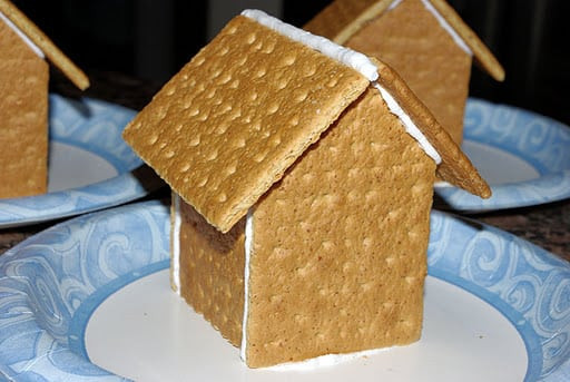 DIY Gingerbread House Graham Crackers
 Graham Cracker Gingerbread Houses Tutorial Happiness
