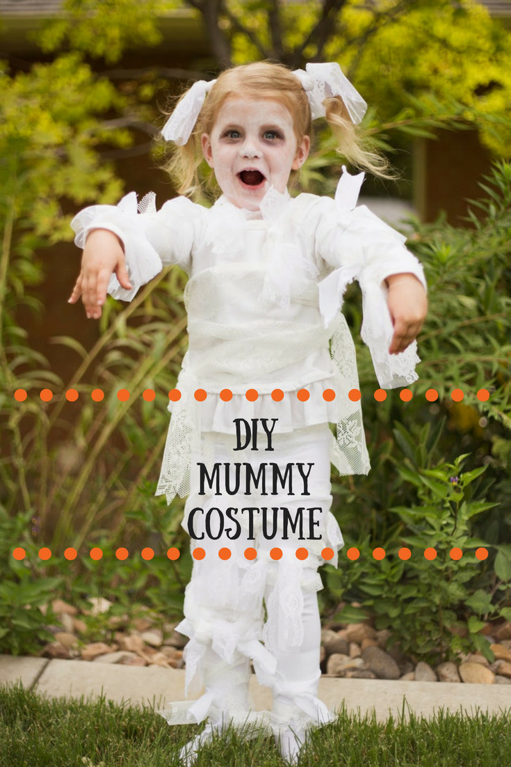 DIY Girls Halloween Costumes
 do it yourself divas DIY Little Girl Lace Mummy