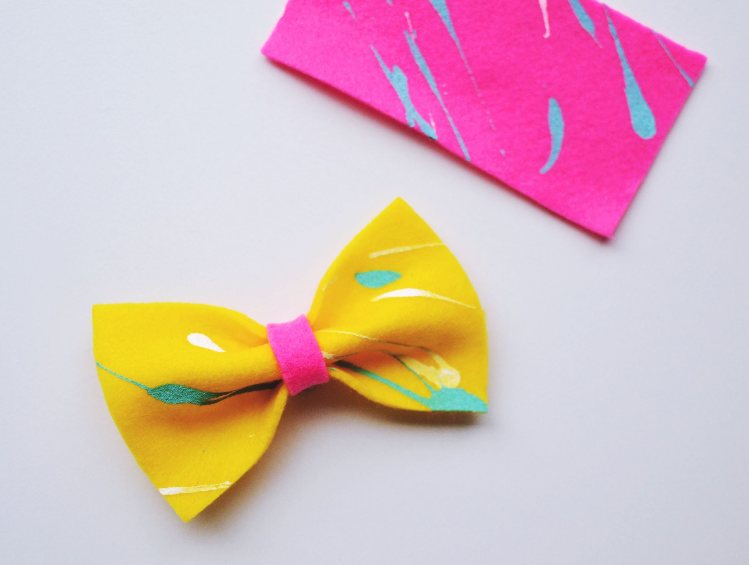 DIY Hair Bow Tutorials
 DIY Felt Hair Bow Tutorial Because I m so done with the