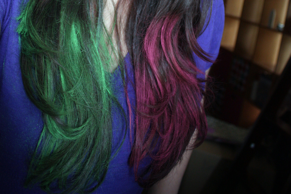 DIY Hair Chalk For Dark Hair
 Check Out my Post on Lipgloss Culture Hair Chalking Using