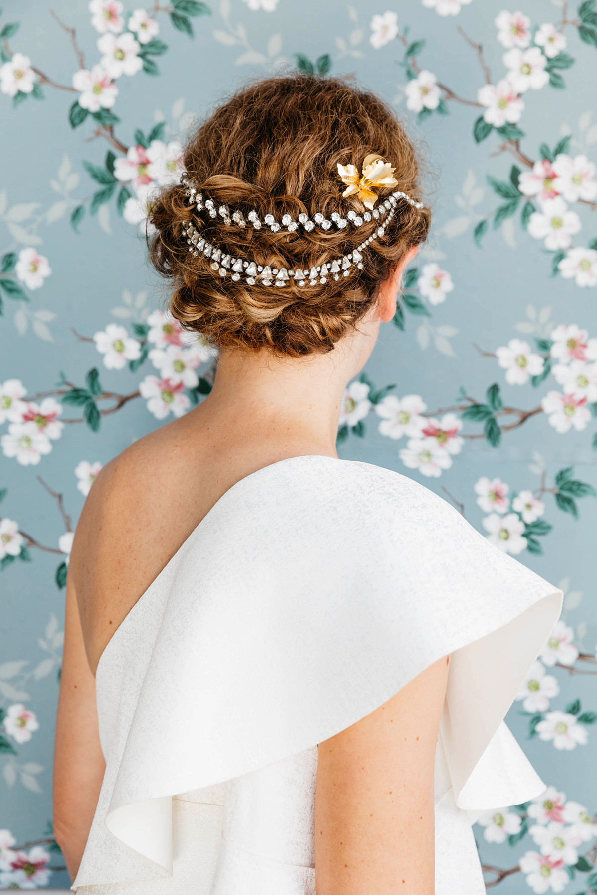 DIY Hair Piece
 DIY Hair Accessories With Vintage Jewelry – Honestly WTF