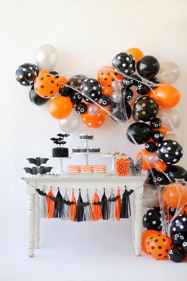 DIY Halloween Party Decor
 15 Festive DIY Halloween Party Decorations You Must Craft