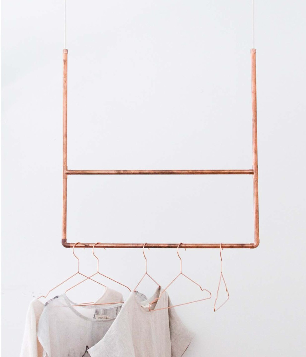 DIY Hanging Clothes Rack From Ceiling
 23 Pipe Clothing Rack DIY Tutorials