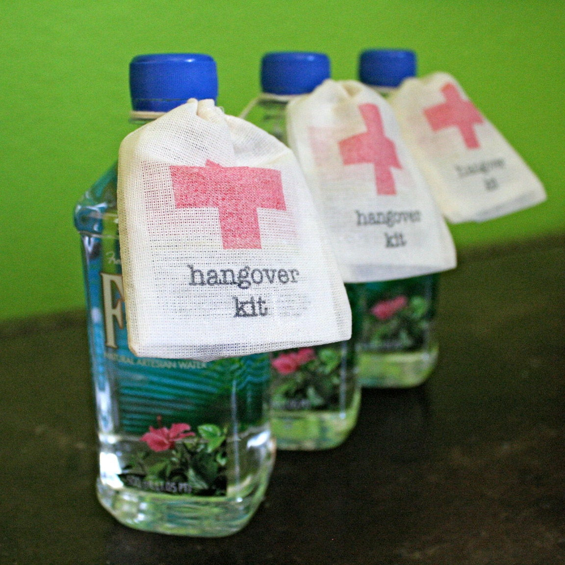 DIY Hangover Kit
 Wedding favor bags DIY Hangover Kit first aid for wedding
