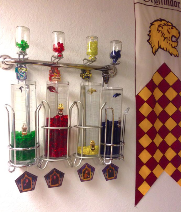 DIY Harry Potter Decor
 Magical decorating ideas for Harry Potter fans