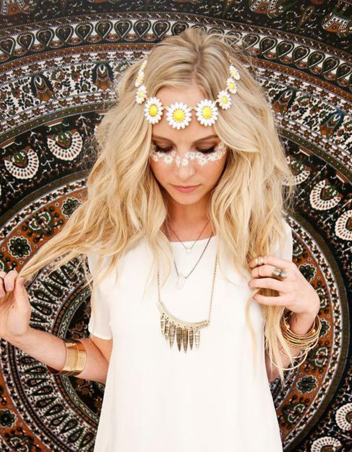 DIY Hippie Costume
 15 DIY Halloween Costumes That Are Scary Easy