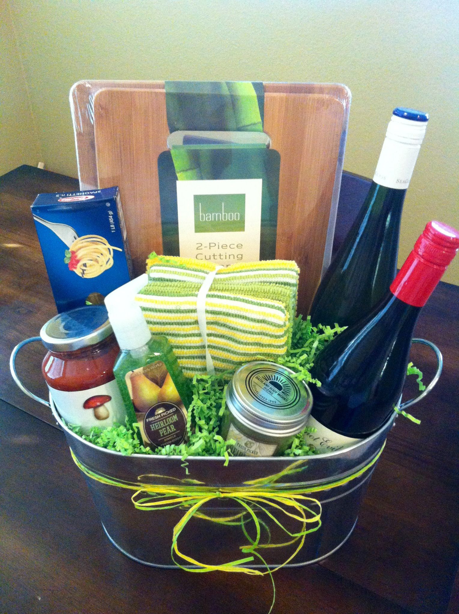 DIY Housewarming Gift Basket
 DIY housewarming t