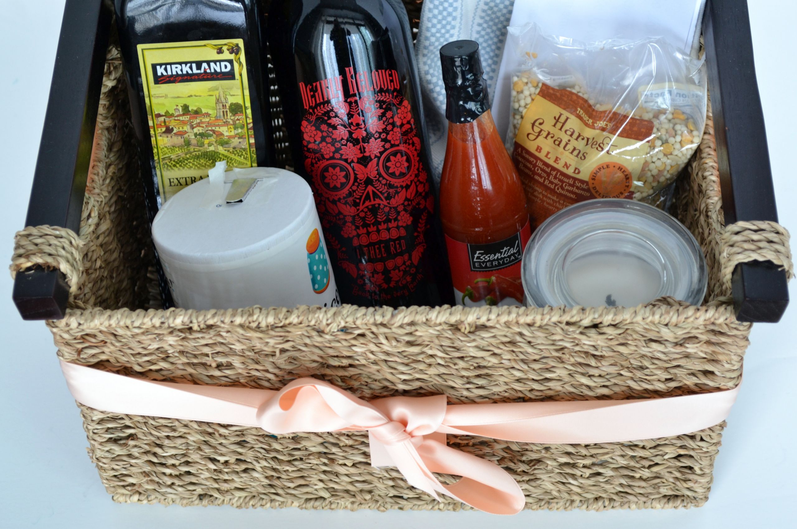 DIY Housewarming Gift Basket
 DIY Housewarming Party Gift Basket With a Sentimental Twist