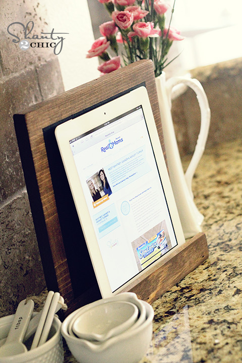 DIY Ipad Stand Wood
 iPad Display DIY Shanty 2 Chic