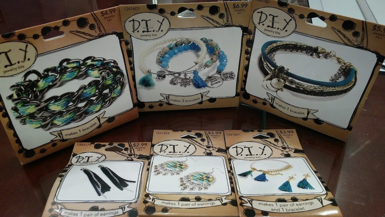 DIY Jewelry Kit
 A Bead A Day DIY Jewelry making kits
