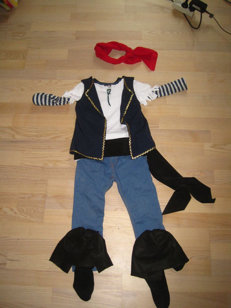 DIY Kid Pirate Costume
 DIY No sew Jake and the neverland pirates costume for kids