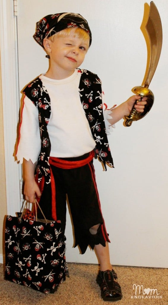 DIY Kid Pirate Costume
 13 Easy DIY Halloween Costumes Your Kids Will Love
