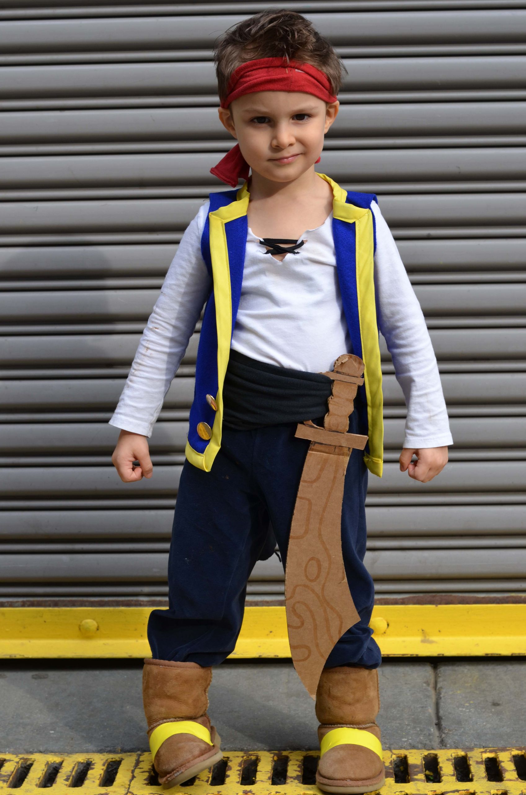 DIY Kid Pirate Costume
 DIY Halloween Costumes for Kids